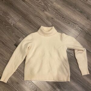 100% Wool Uniqlo Sweater